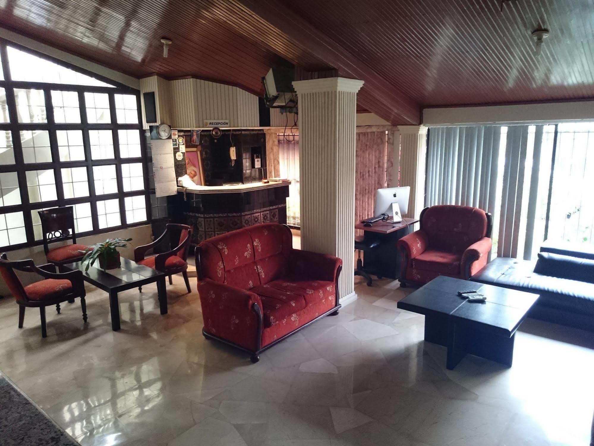 Villa Garza Inn Guayaquil Exterior foto